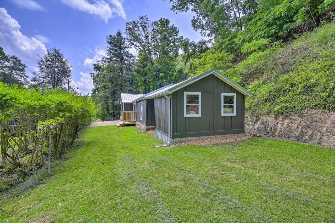 Updated Bristol Retreat About 2 Miles To Downtown! 외부 사진